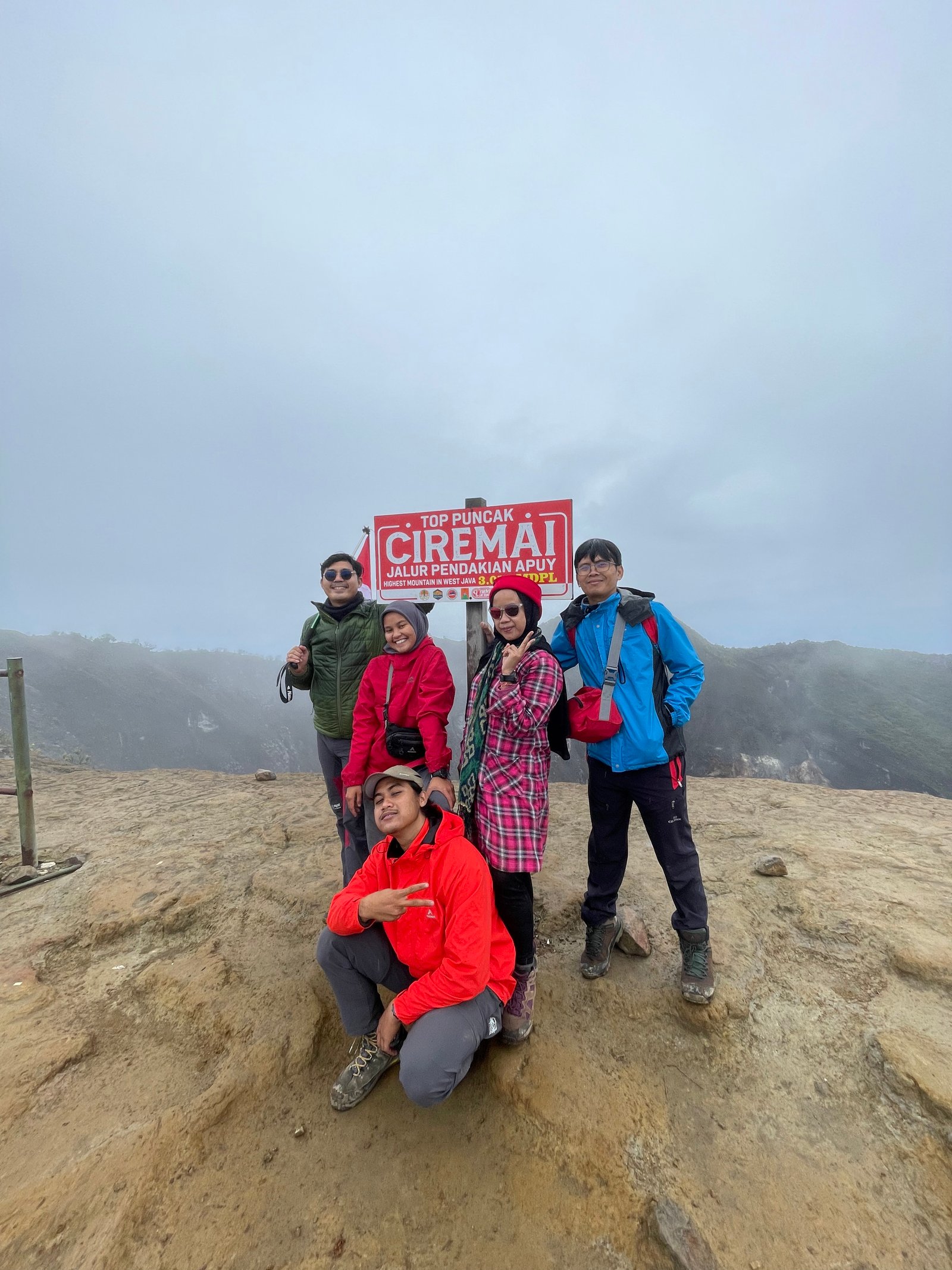 Gunung ciremai via apuy